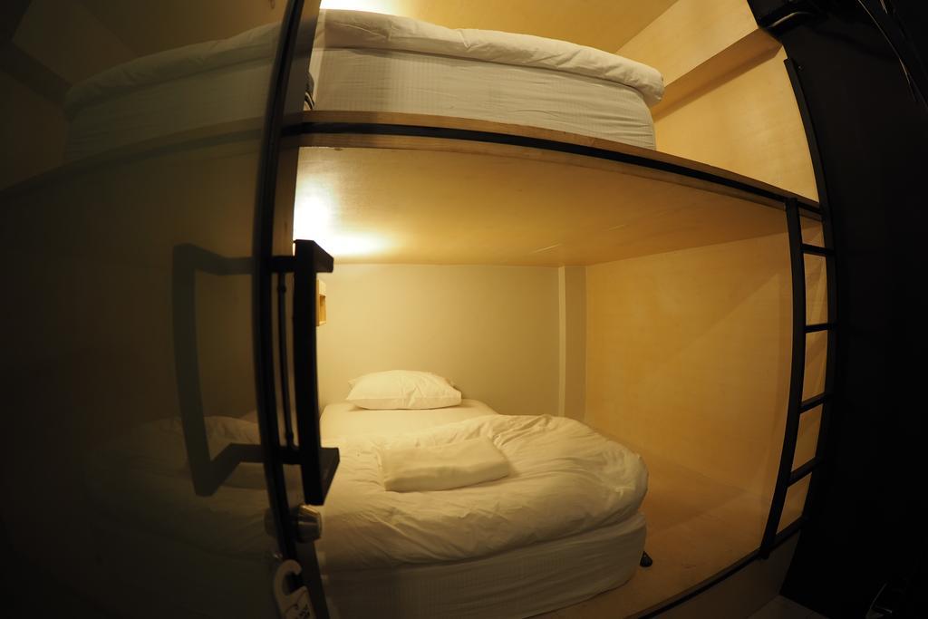 Box Poshtel Phuket Hostel Kültér fotó