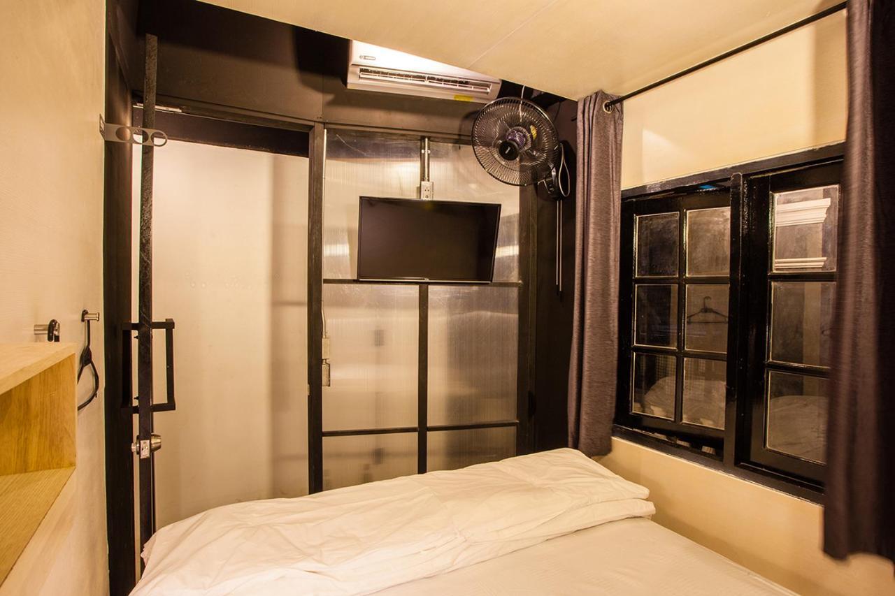 Box Poshtel Phuket Hostel Kültér fotó