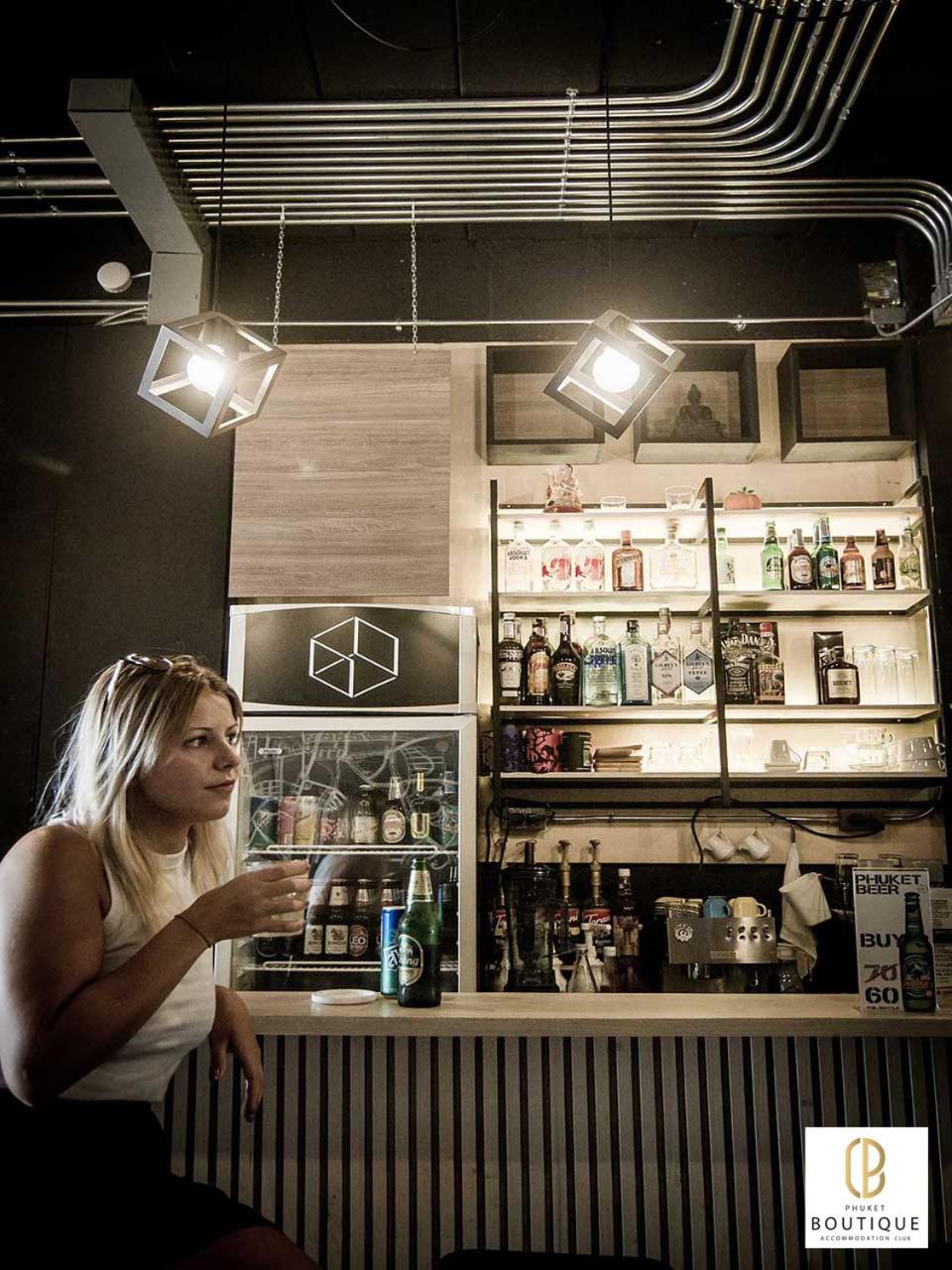 Box Poshtel Phuket Hostel Kültér fotó